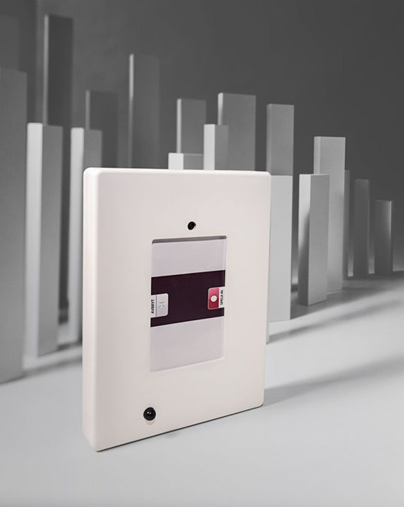 Reklamfotografi av en digitalbox för Kommunikation, ett hjälpmedel för registrering av konsumenters åsikter och upplevelser.