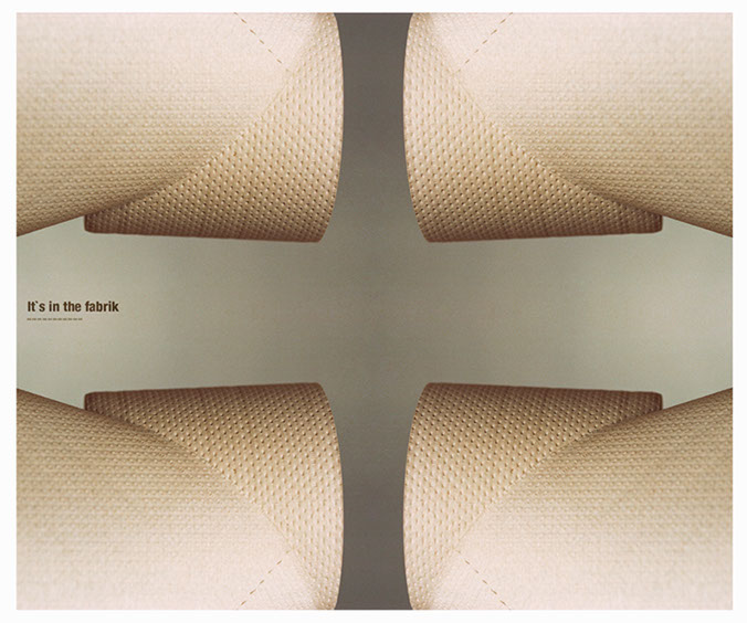 Produktfotografi av spegelvänd toalettrulle